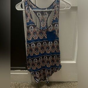 Nollie tank top